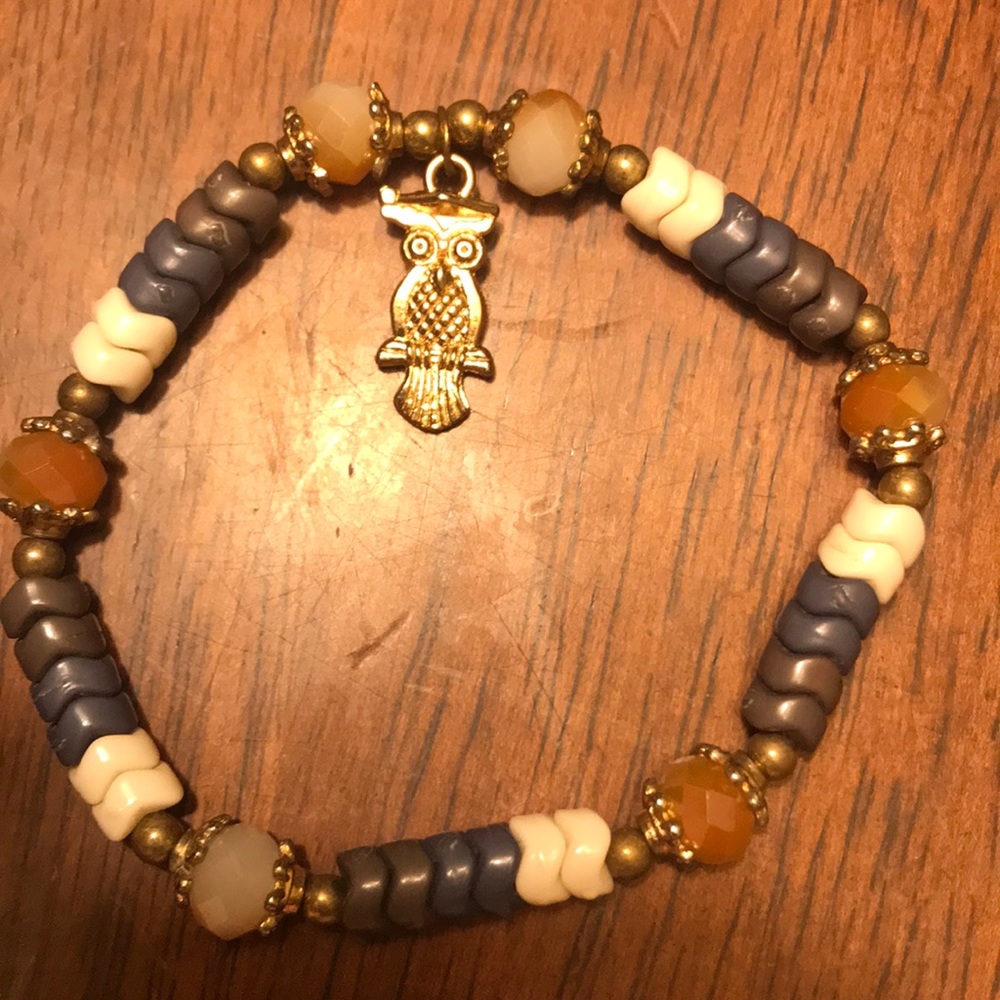 Beautiful stone bracelet Owl chain